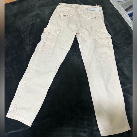 Cargo pants - Picture 4 of 4